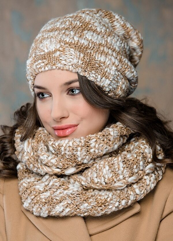 

Комплект шапка и снуд Gulyann Knitwear, Бежевый