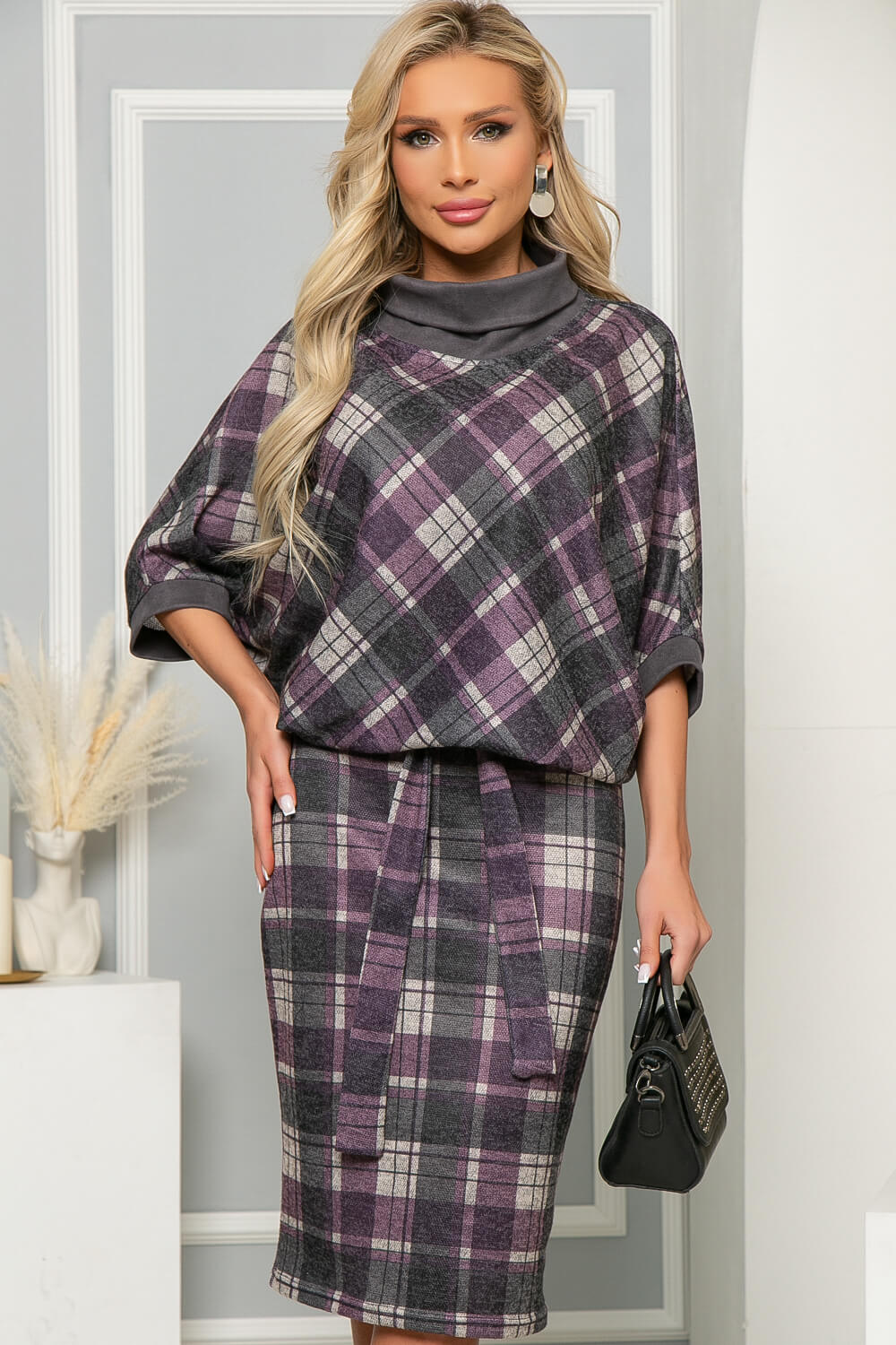 

Платье с прилегающей юбкой и свободным верхом LT Collection, Фиолетовый